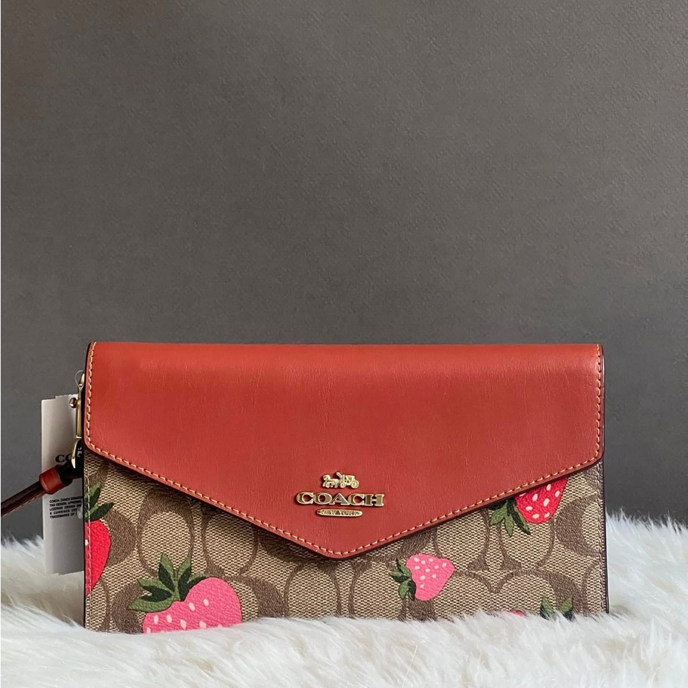 CH524 - Coach Travel Envelope Wallet in Signature Canvas with Strawberry Print